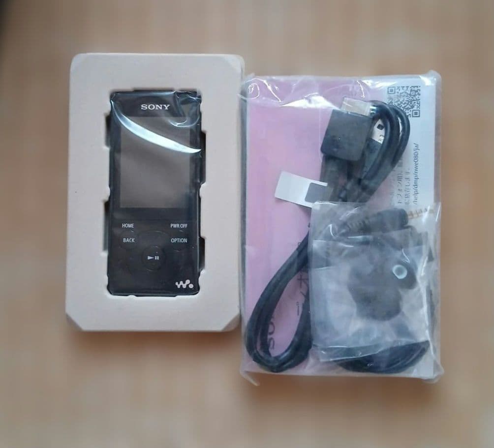 SONY NW-E083 デジタルメディアプレーヤー 4GB ブラック