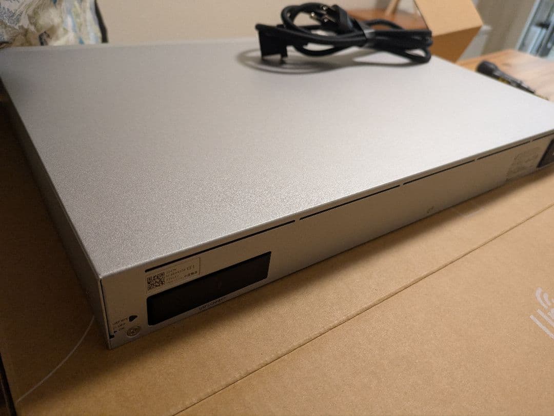 ルーター・ネットワーク機器 Ubiquiti UniFi Dream Machine SE (UDM-SE)