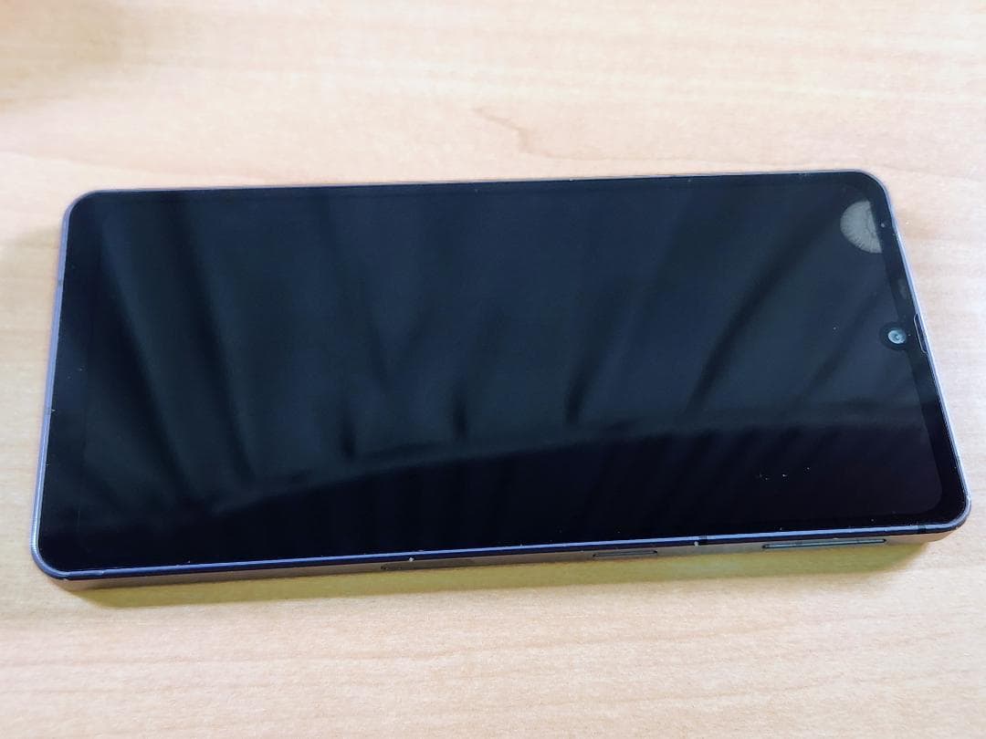 スマートフォン本体 013100E AQUOS sense7 plus A208SH 128GB