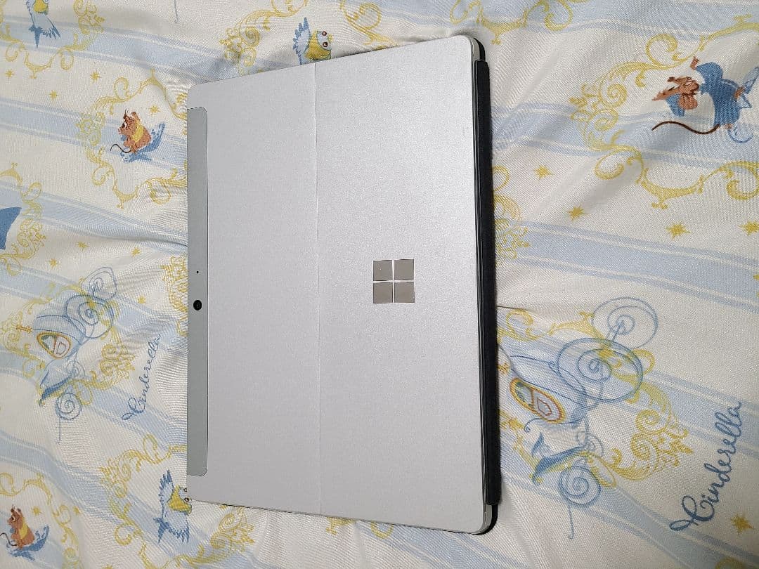 Windowsタブレット本体 Surface GO2 model:1926 Core M3 8GB/128GB