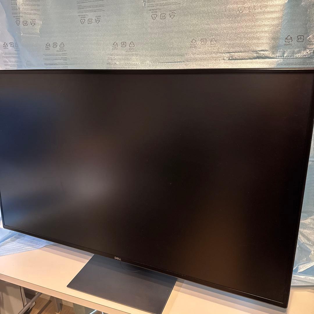 Dell デジタルハイエンドシリーズ U4320Q 42.5インチ 4K