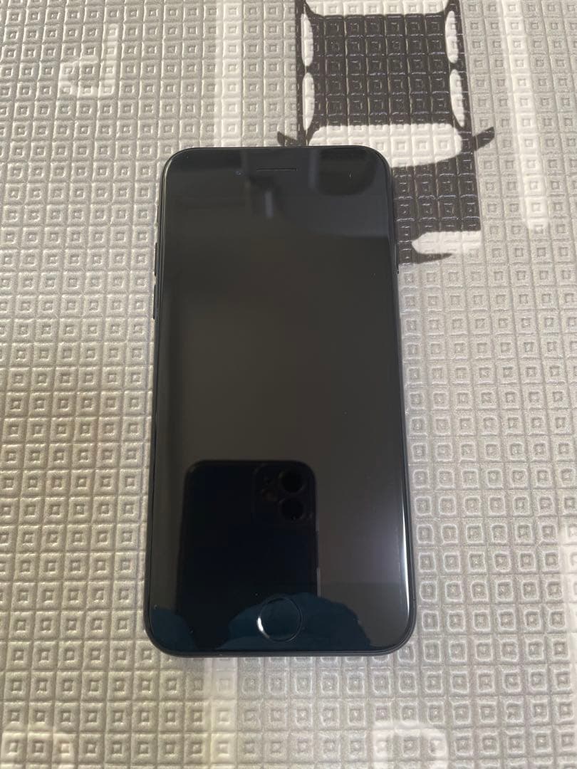 iPhone SE 第3世代 64 GB ミッドナイト黒　SIMフリー