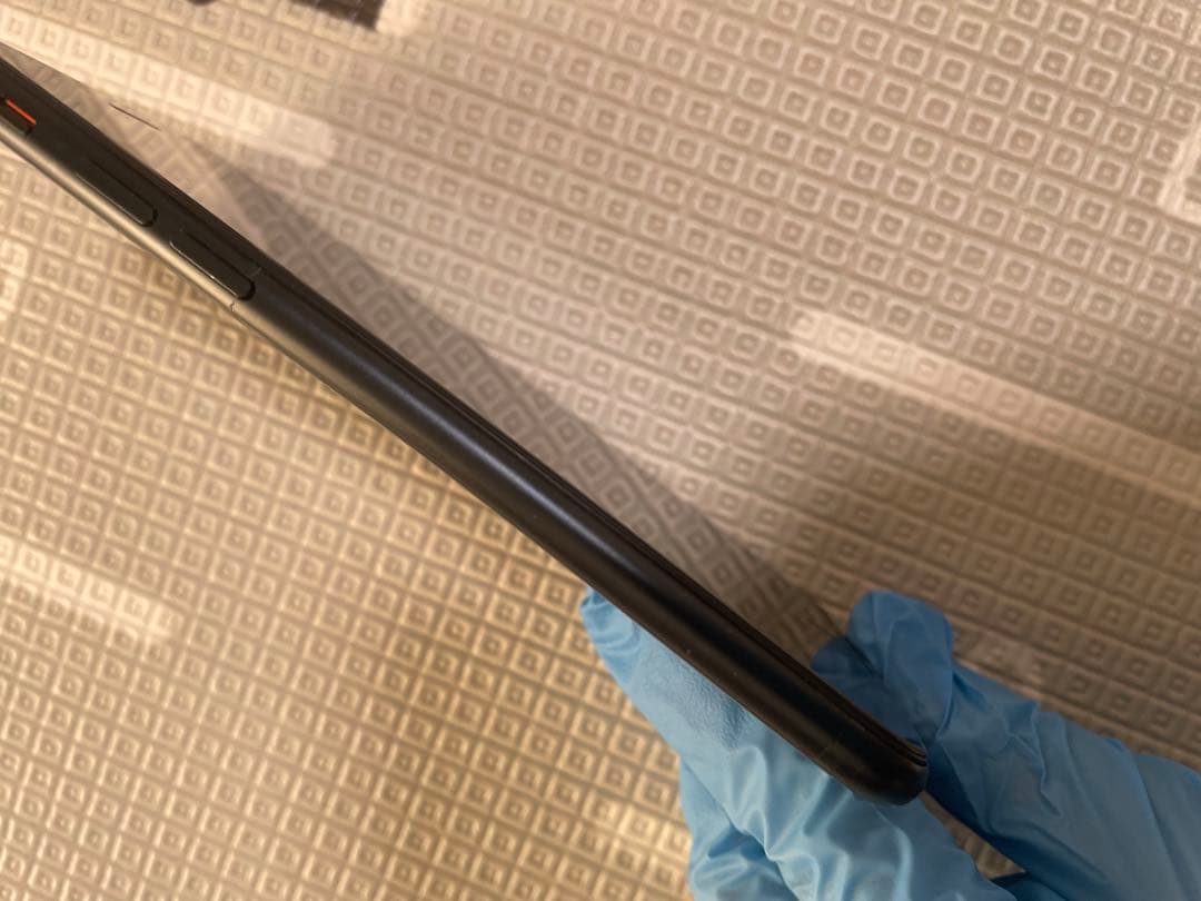 iPhone SE 第3世代 64 GB ミッドナイト黒　SIMフリー