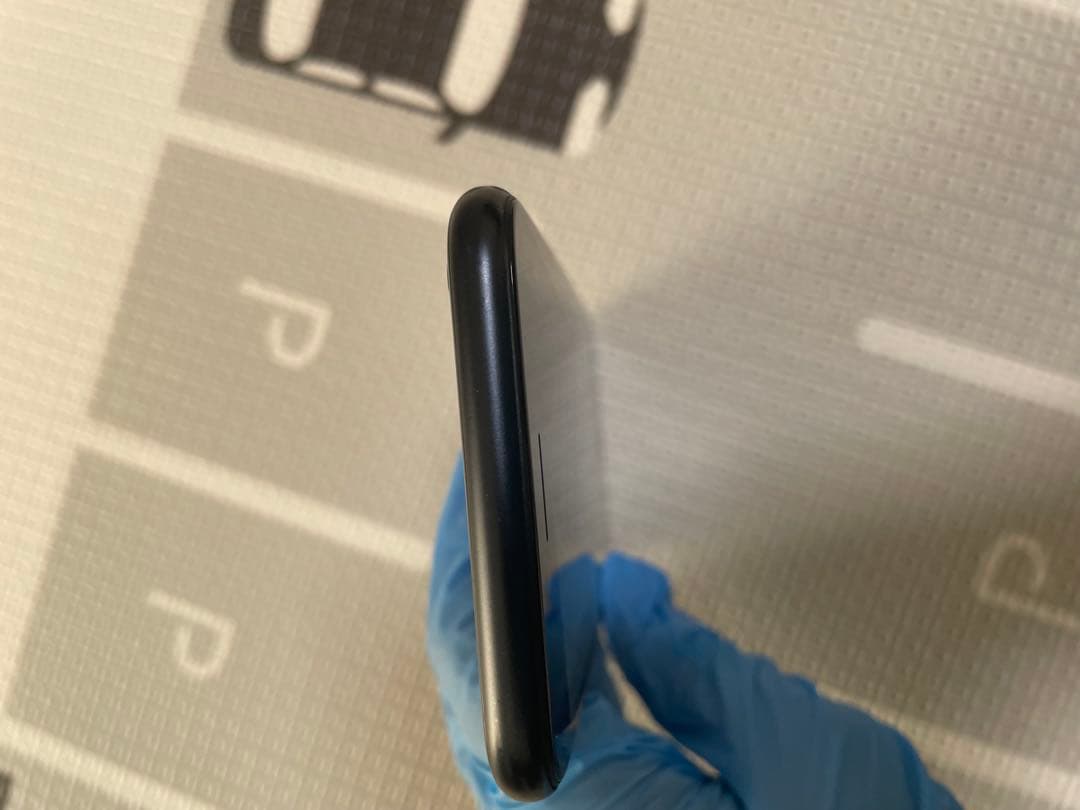 iPhone SE 第3世代 64 GB ミッドナイト黒　SIMフリー