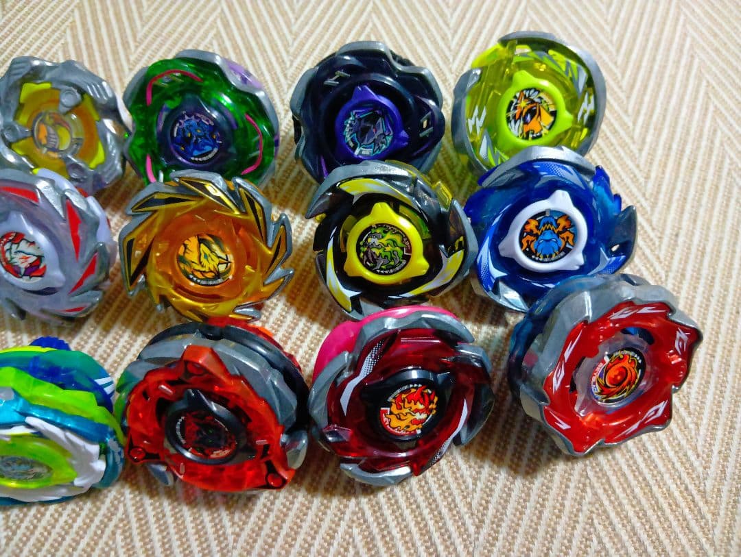 ベイブレード 12個セット