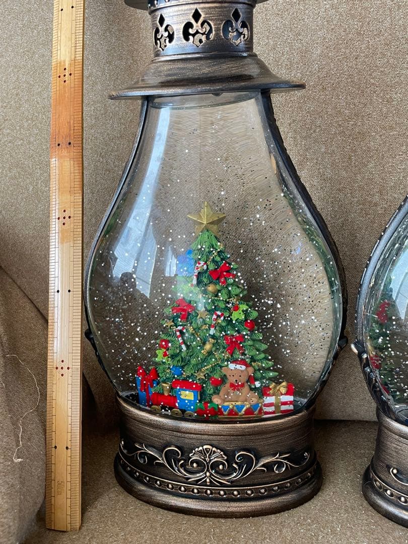 【迫力満点！】クリスマス　ランタン型　スノードーム　ウォーターグローブ　ライト
