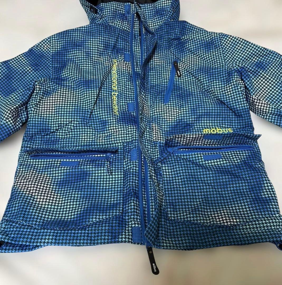 スキーウェア　上下　mobus メンズMサイズ　グローブ（レディースMサイズ）