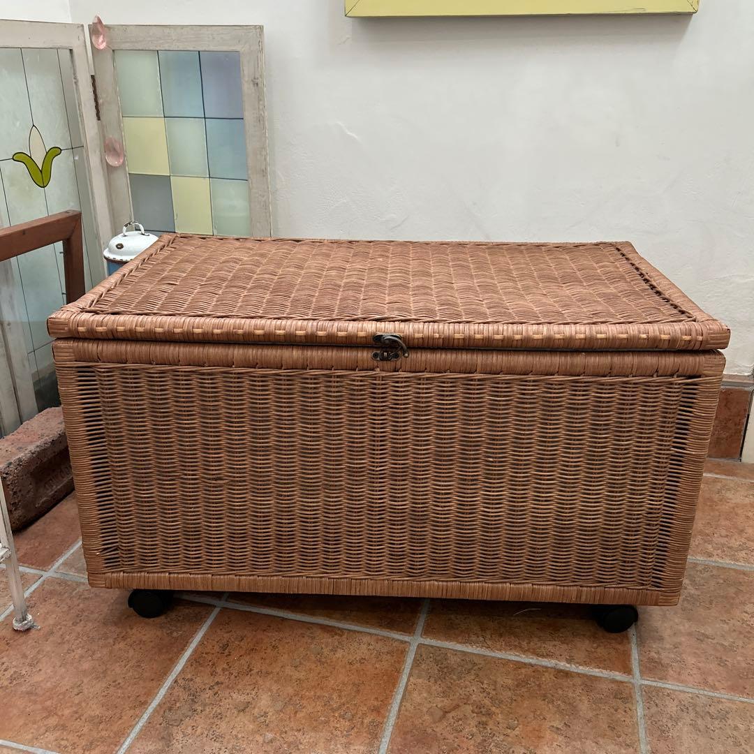 ラタン 籐　キャスター付き　大型収納　蓋付き　トランク チェスト ヴィンテージ