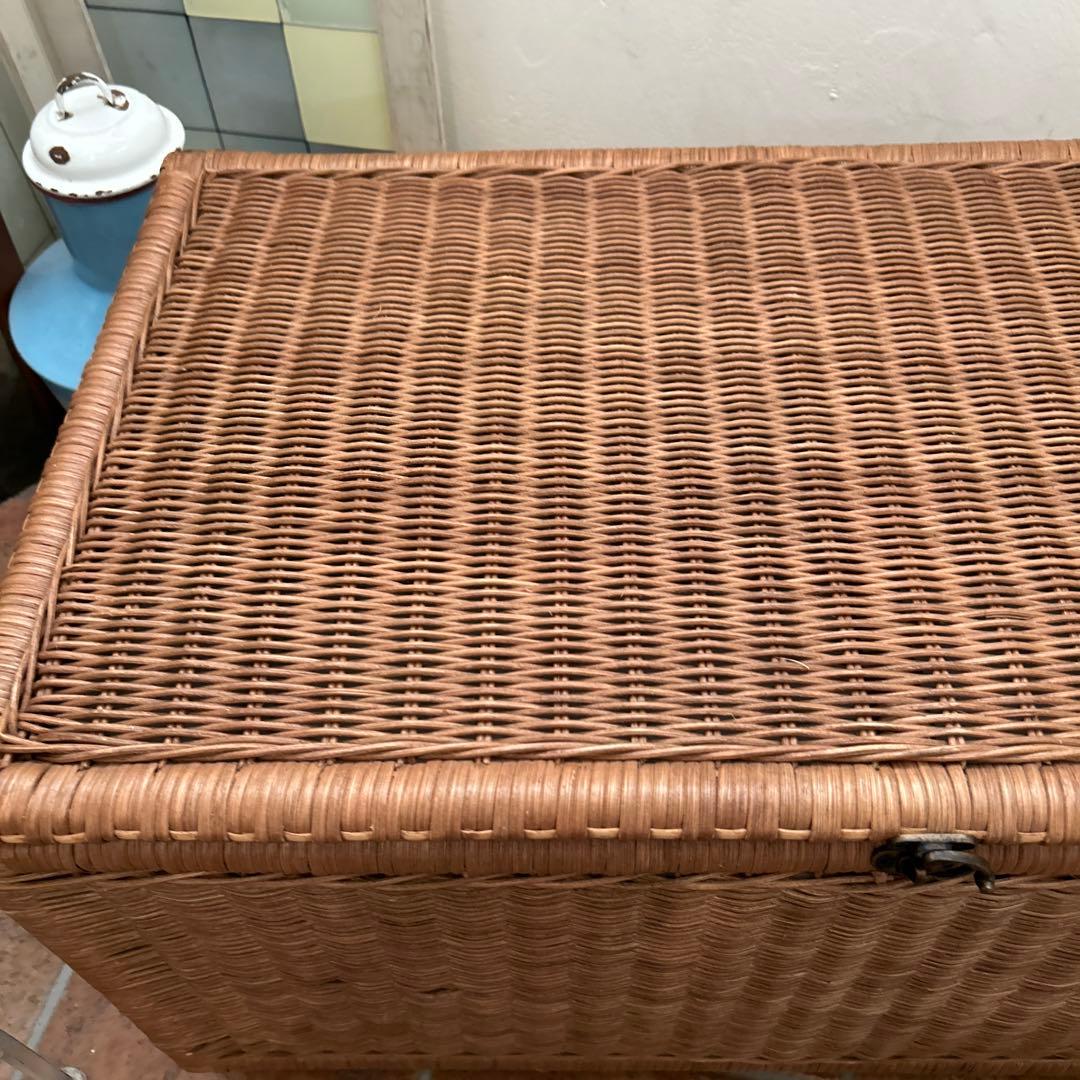 ラタン 籐　キャスター付き　大型収納　蓋付き　トランク チェスト ヴィンテージ