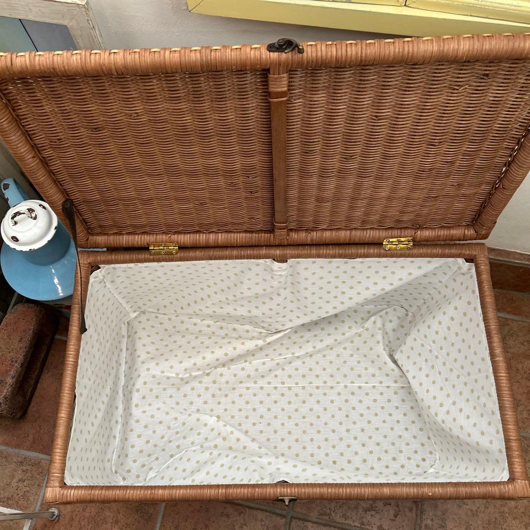 ラタン 籐　キャスター付き　大型収納　蓋付き　トランク チェスト ヴィンテージ