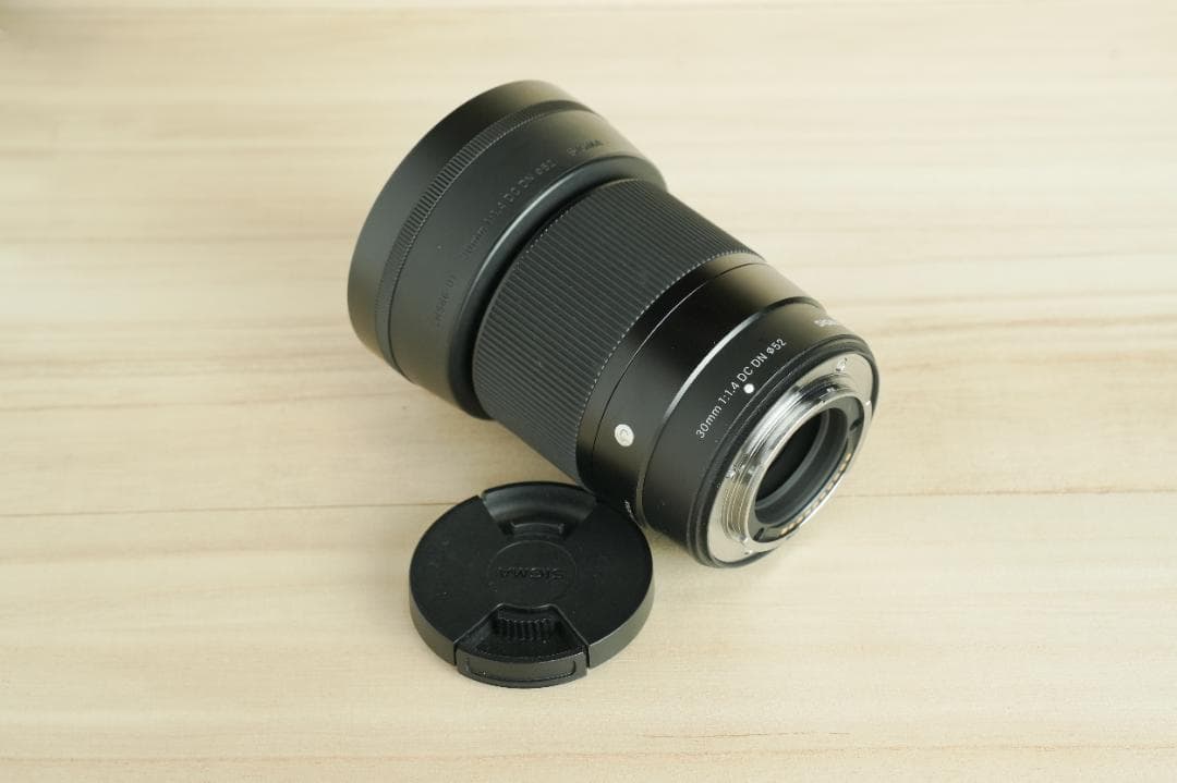 【美品】SIGMA 30mm F1.4 DC DN Xマウント