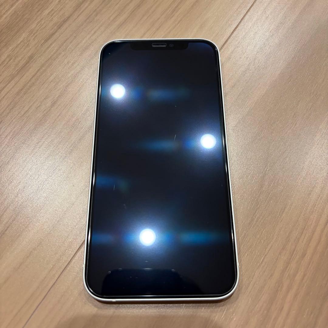 い*た様 【美品】iPhone12 ホワイト128G SIMフリー　本体　箱付ケ
