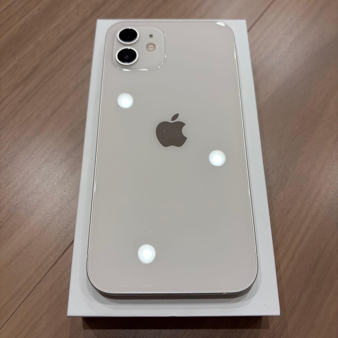 い*た様 【美品】iPhone12 ホワイト128G SIMフリー　本体　箱付ケ