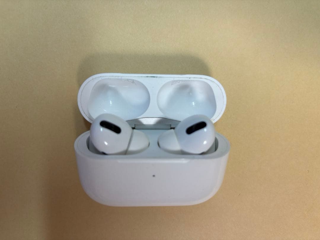 イヤホン AirPods Pro 1 with MagSafe Charing Case