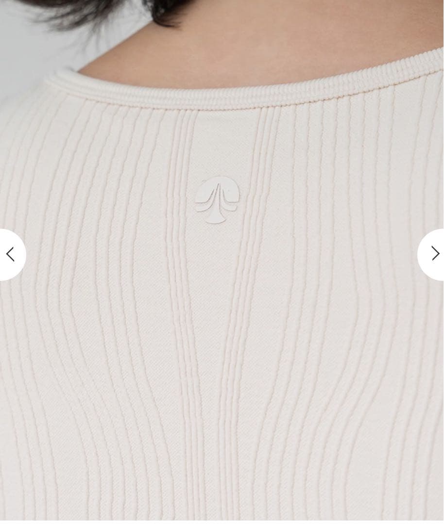 【SUKALA】ウエーブリブアクティブクロップドトップス　Sサイズ