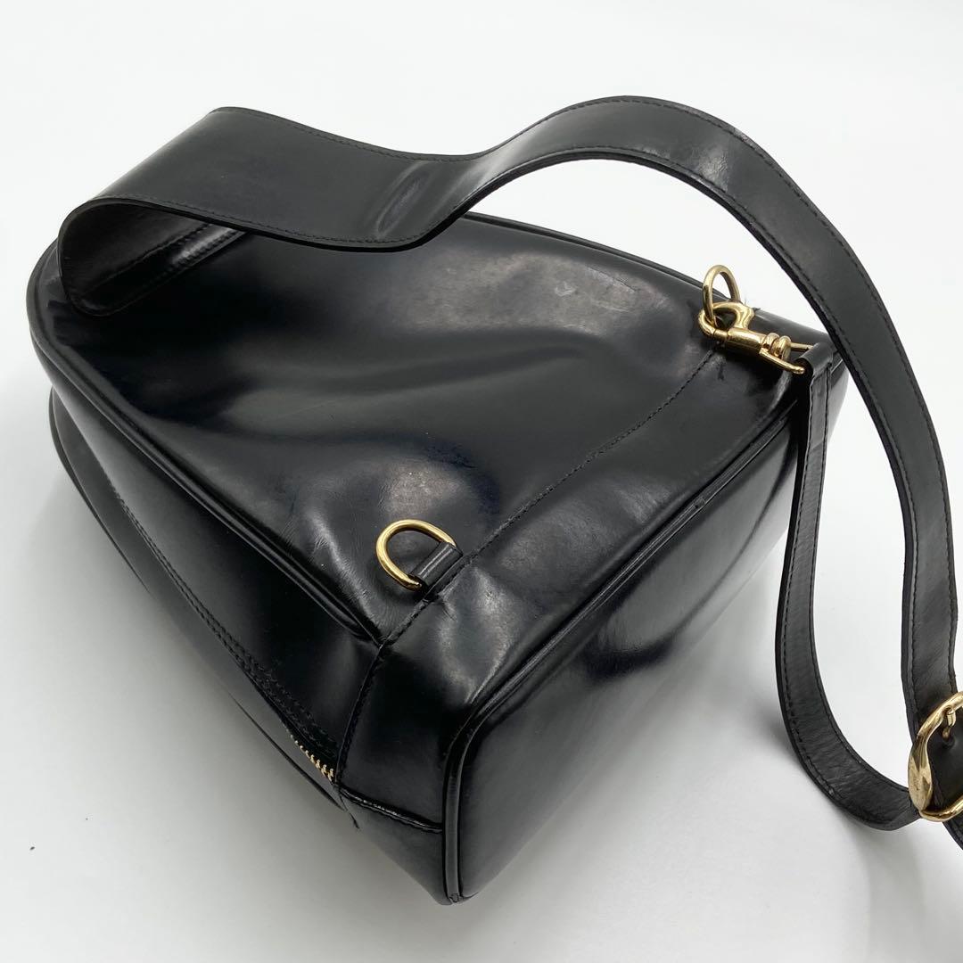 希少　GUCCI グッチ　ボディバッグ　バンブー　レザー　ロゴ刻印　ブラック