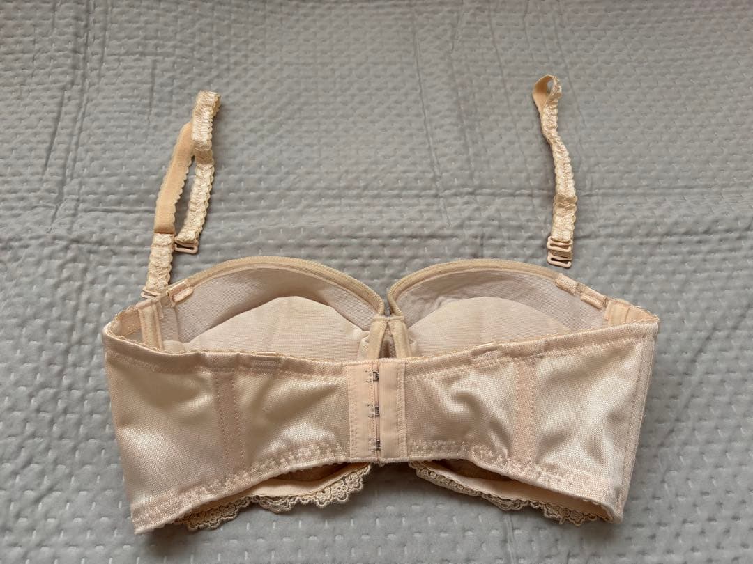 D75 FOUR SIS & CO. ブライダルインナーセット