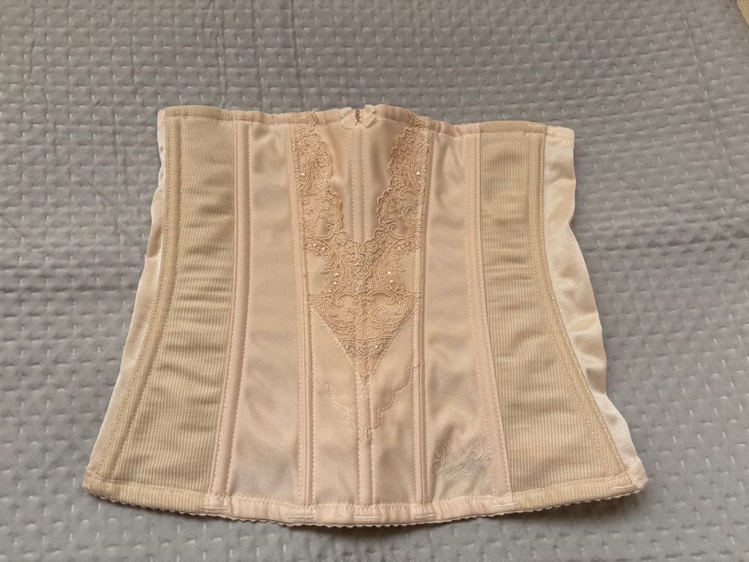 D75 FOUR SIS & CO. ブライダルインナーセット