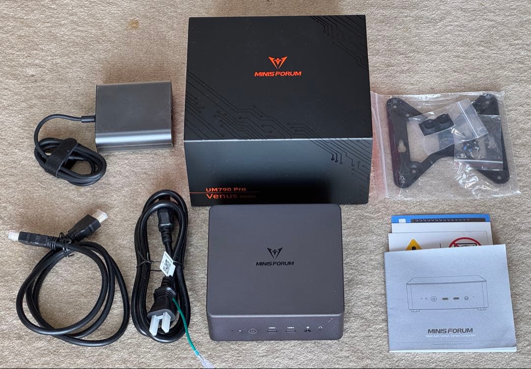 ミニPC MINISFORUM UM790Pro