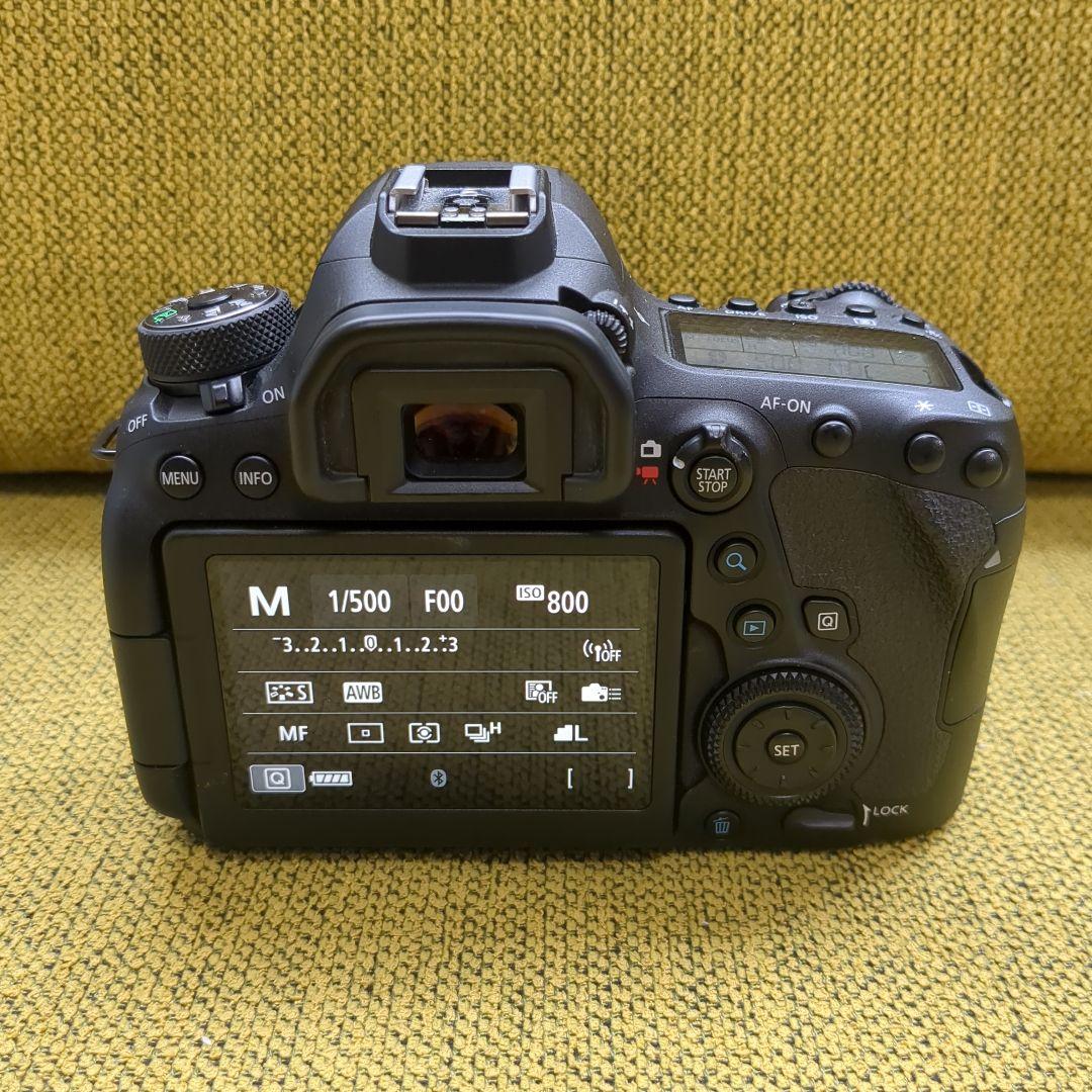 Canon EOS 6D Mark II デジタル一眼レフ