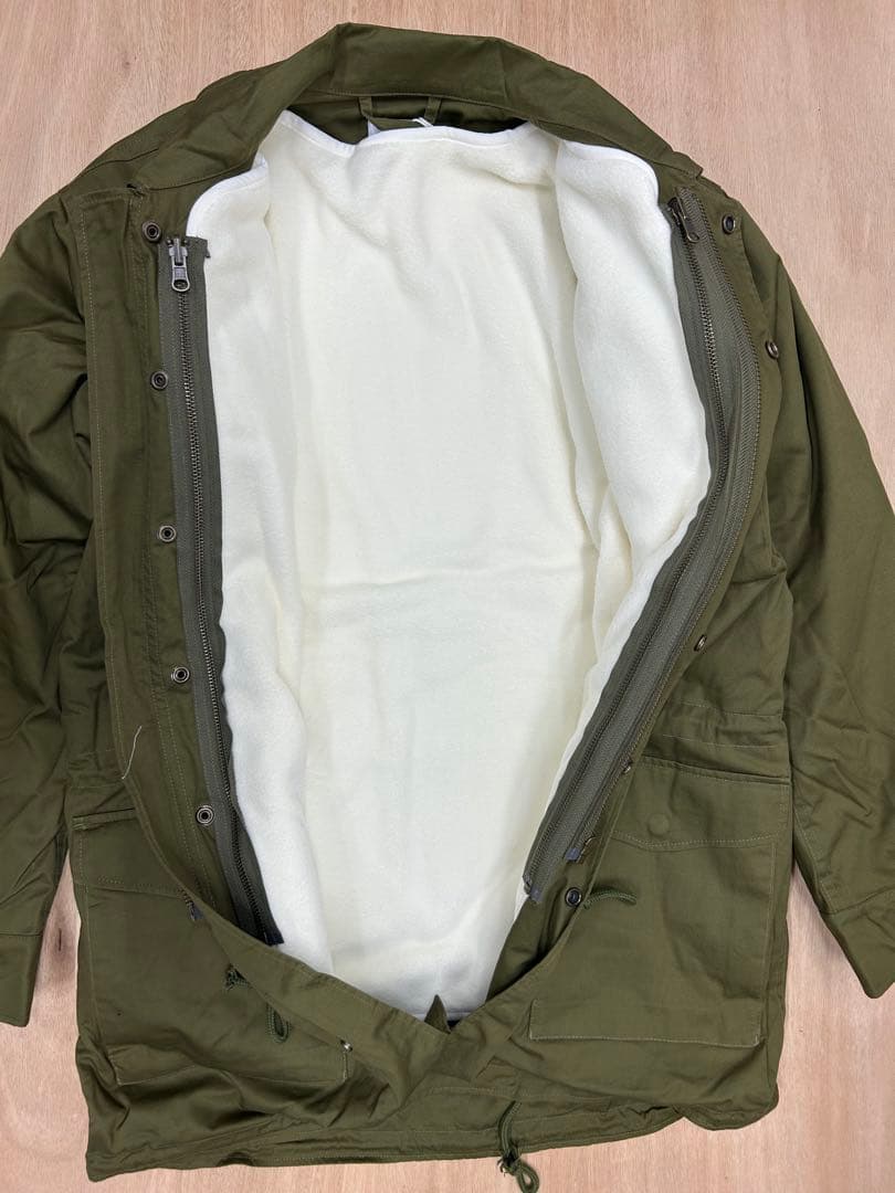 boys in toyland オリーブ ミリタリージャケット Mサイズ