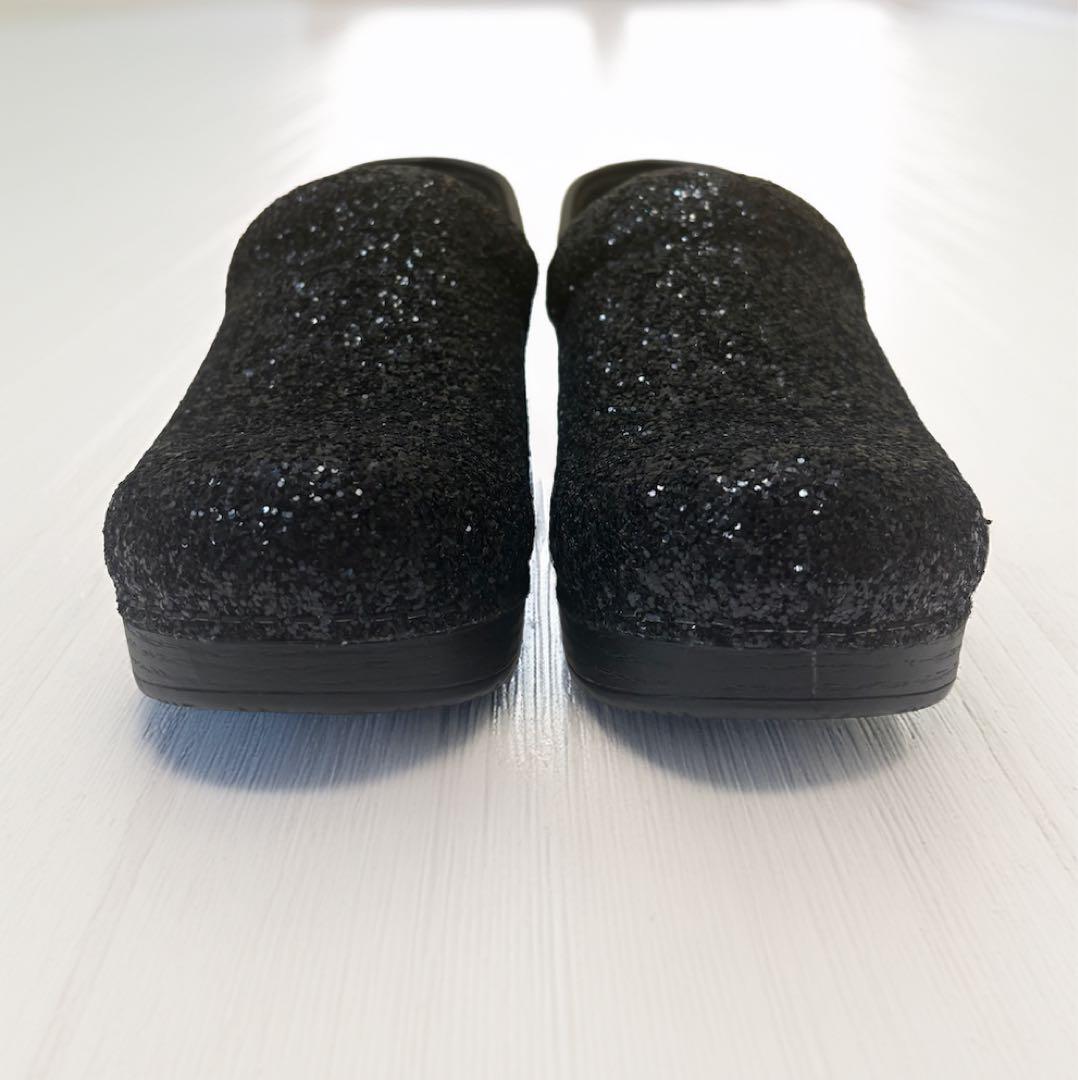 靴 dansko Professional. Black Glitter/ 38