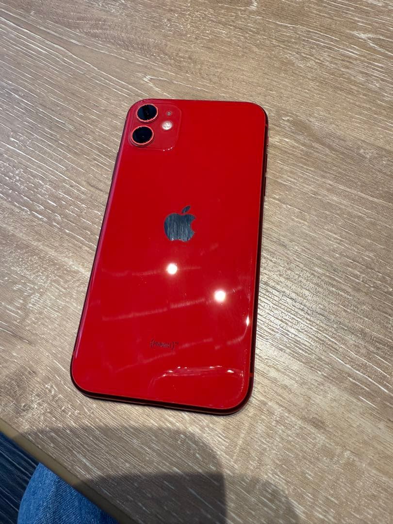 Apple iPhone 11本体　レッド 128 GB