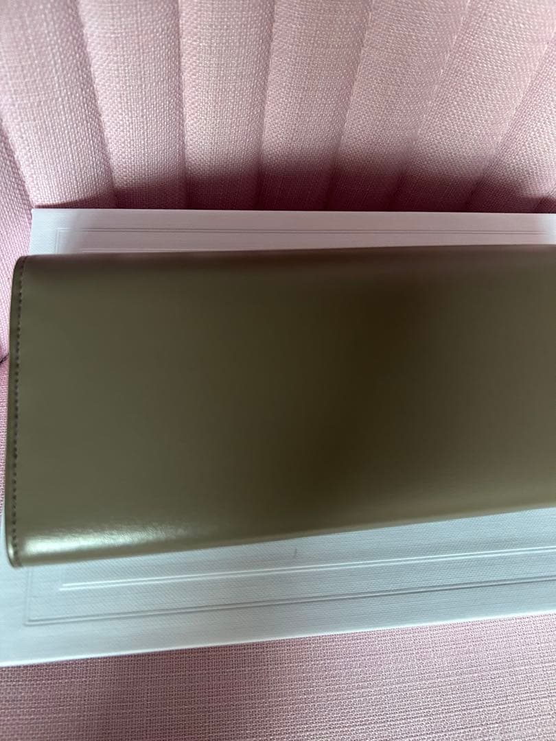 セリーヌ　長財布　ラージウォレット トリオンフ シャイニーカーフスキン