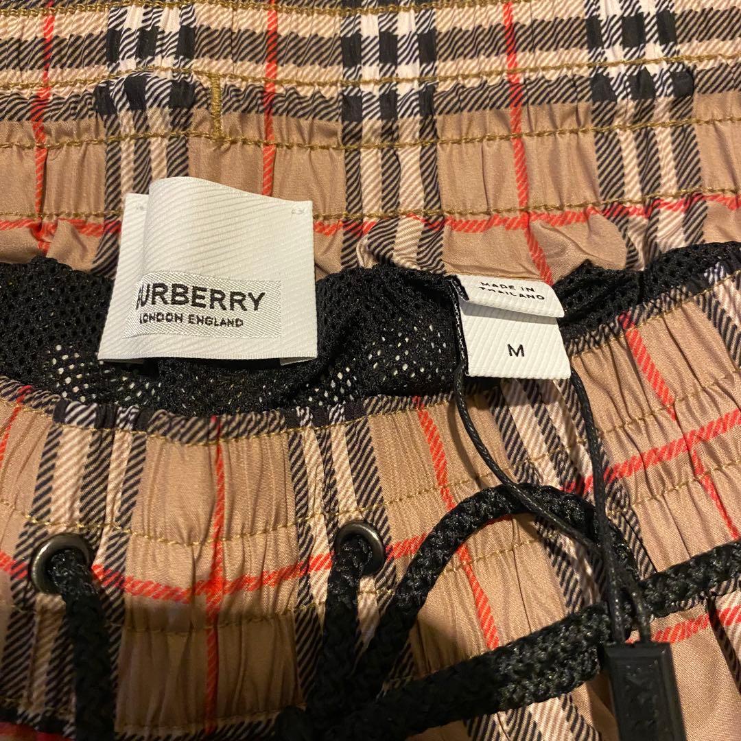 新品未使用 BURBERRY LONDON ハーフパンツ M チェック柄 水着
