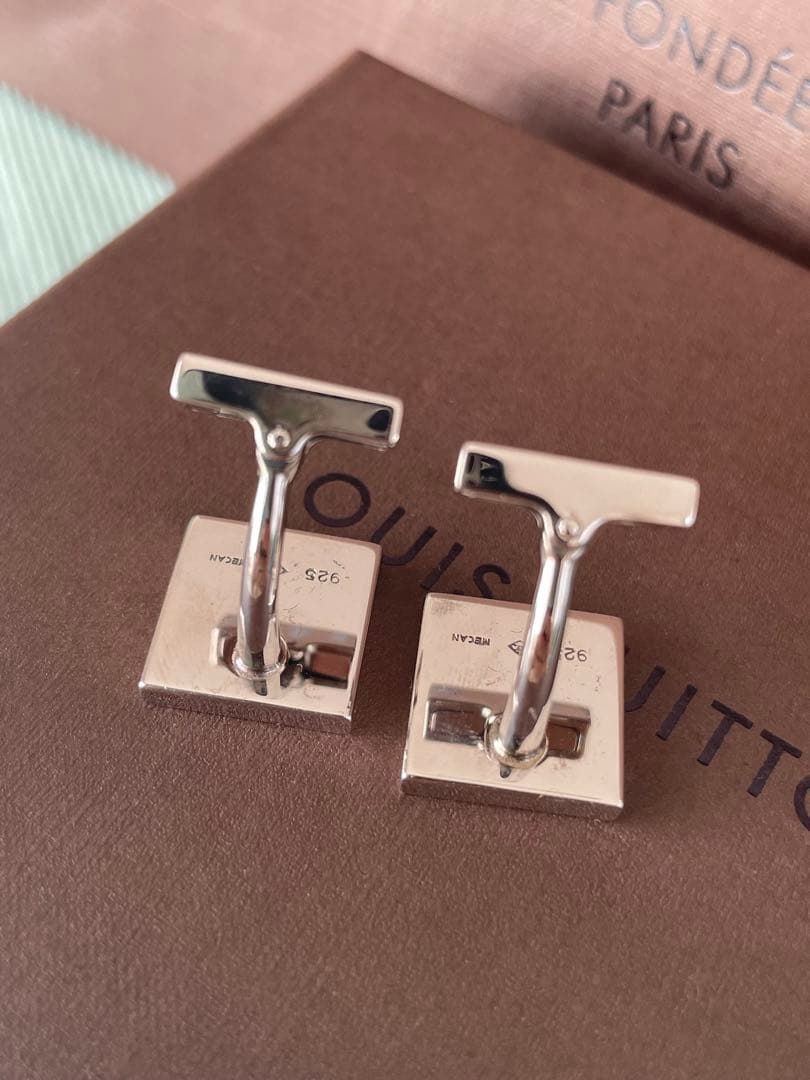 Louis Vuitton カフス　ダミエデザイン