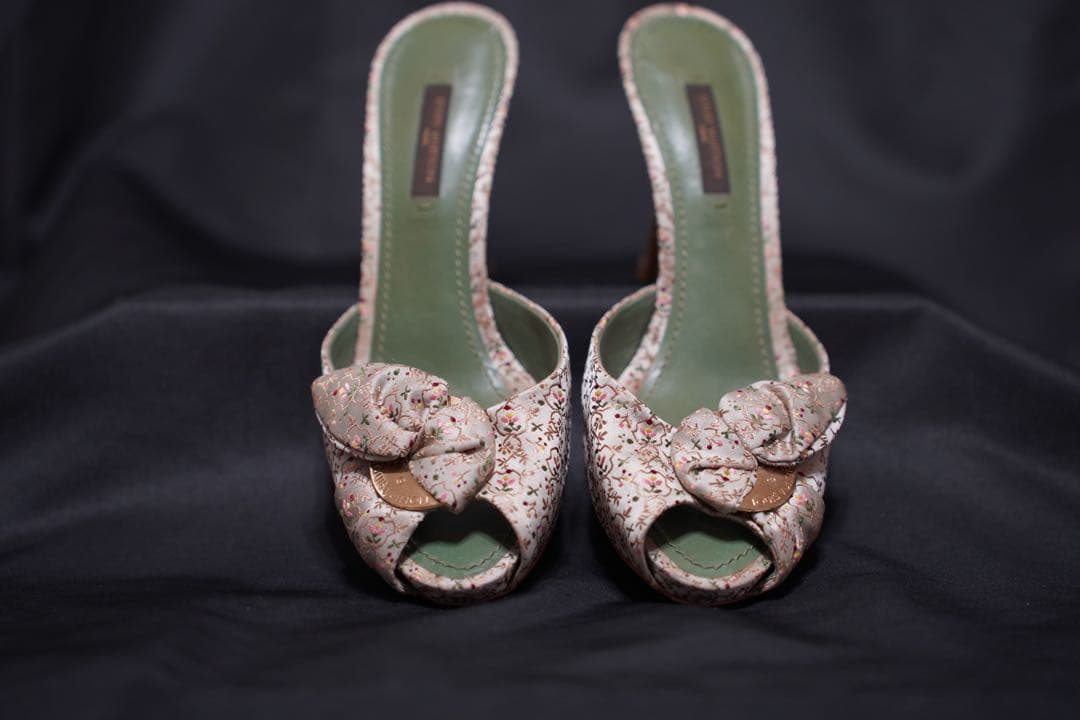 Louis Vuitton フローラル刺繍 ミュール サンダル 37サイズ