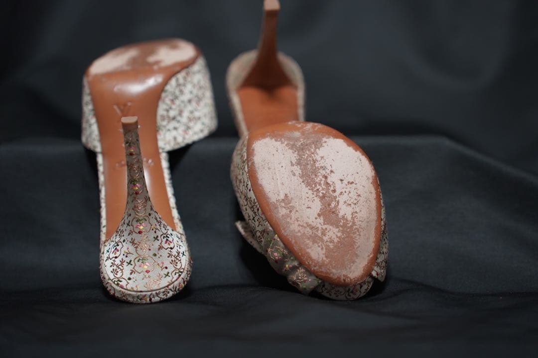 Louis Vuitton フローラル刺繍 ミュール サンダル 37サイズ