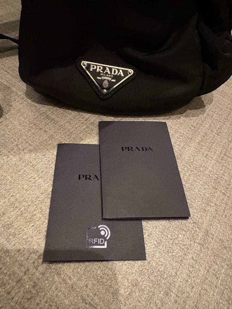 c*r様 PRADA リュック バックパック 黒2VZ062 男女兼用