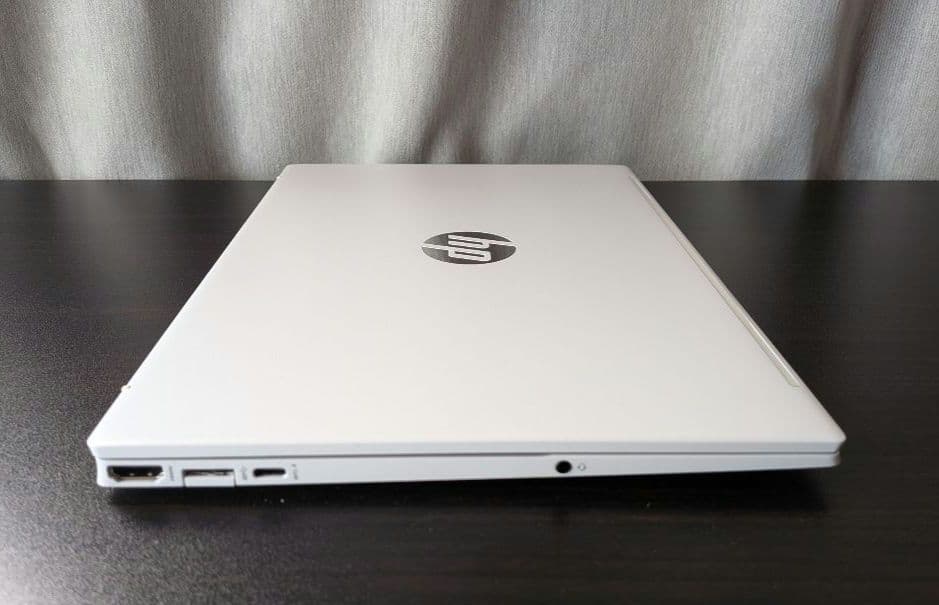 Windowsノート本体 HP Pavilion Aero Laptop 13-be1021AU