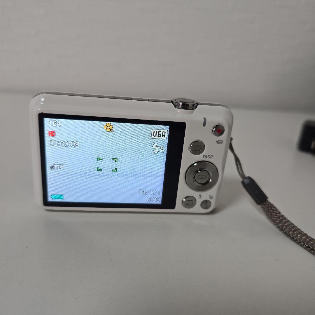 ☆CASIO EXILIM 16.1MP コンパクトデジタルカメラ☆