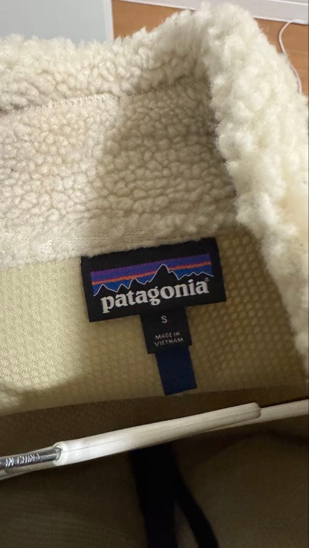 patagonia フリースベスト S アイボリー/ネイビー