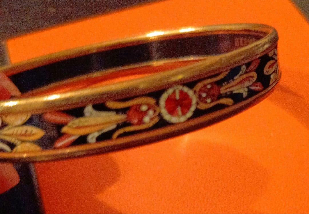 HERMES エマイユ バングル