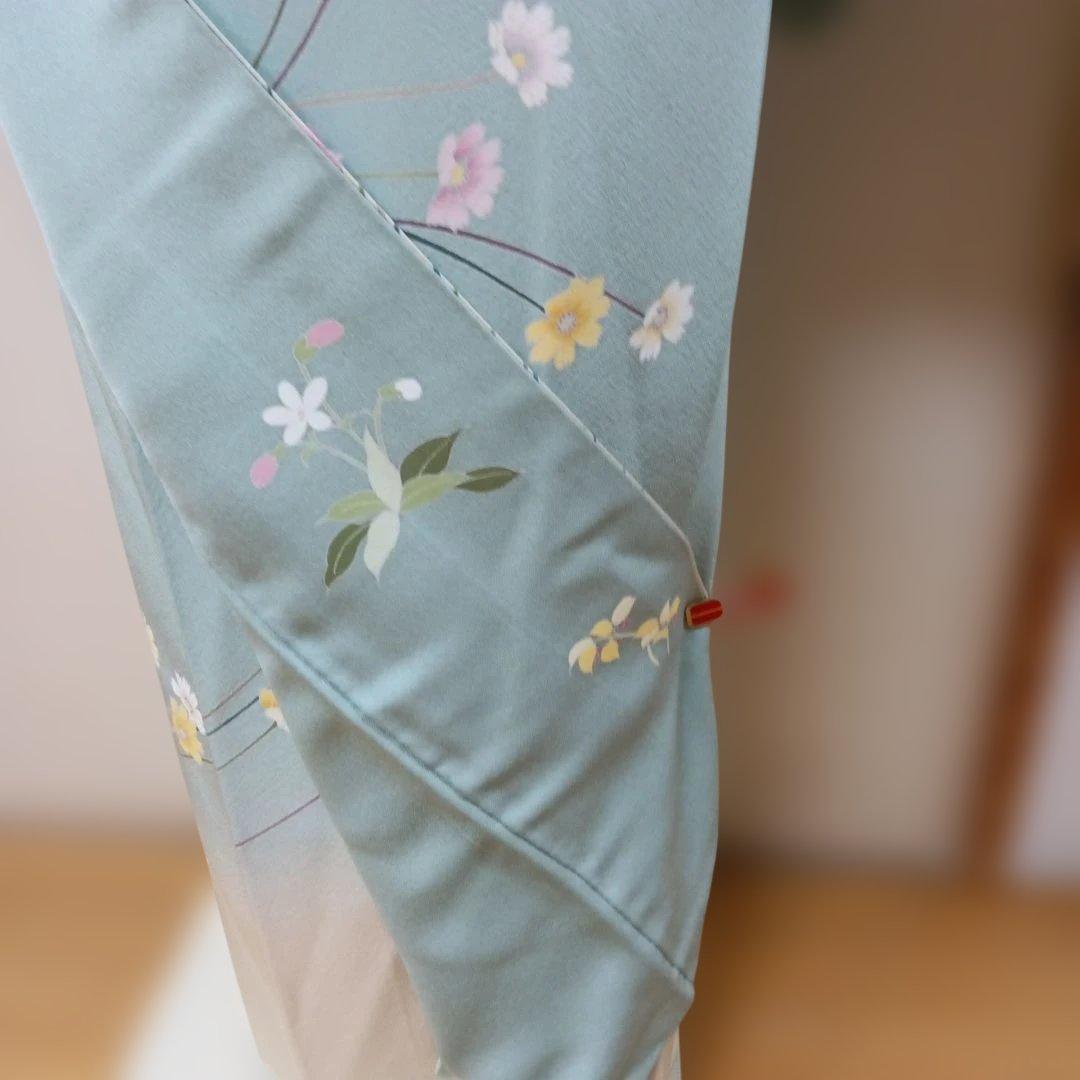 薄緑色 花柄 訪問着