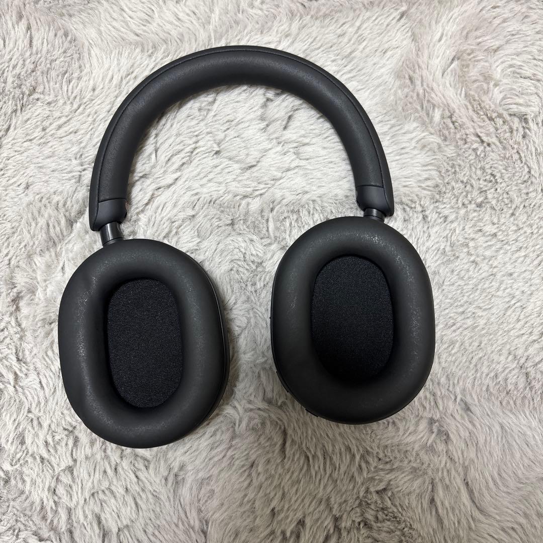 SONY WH-1000XM5 ケースとコード付属