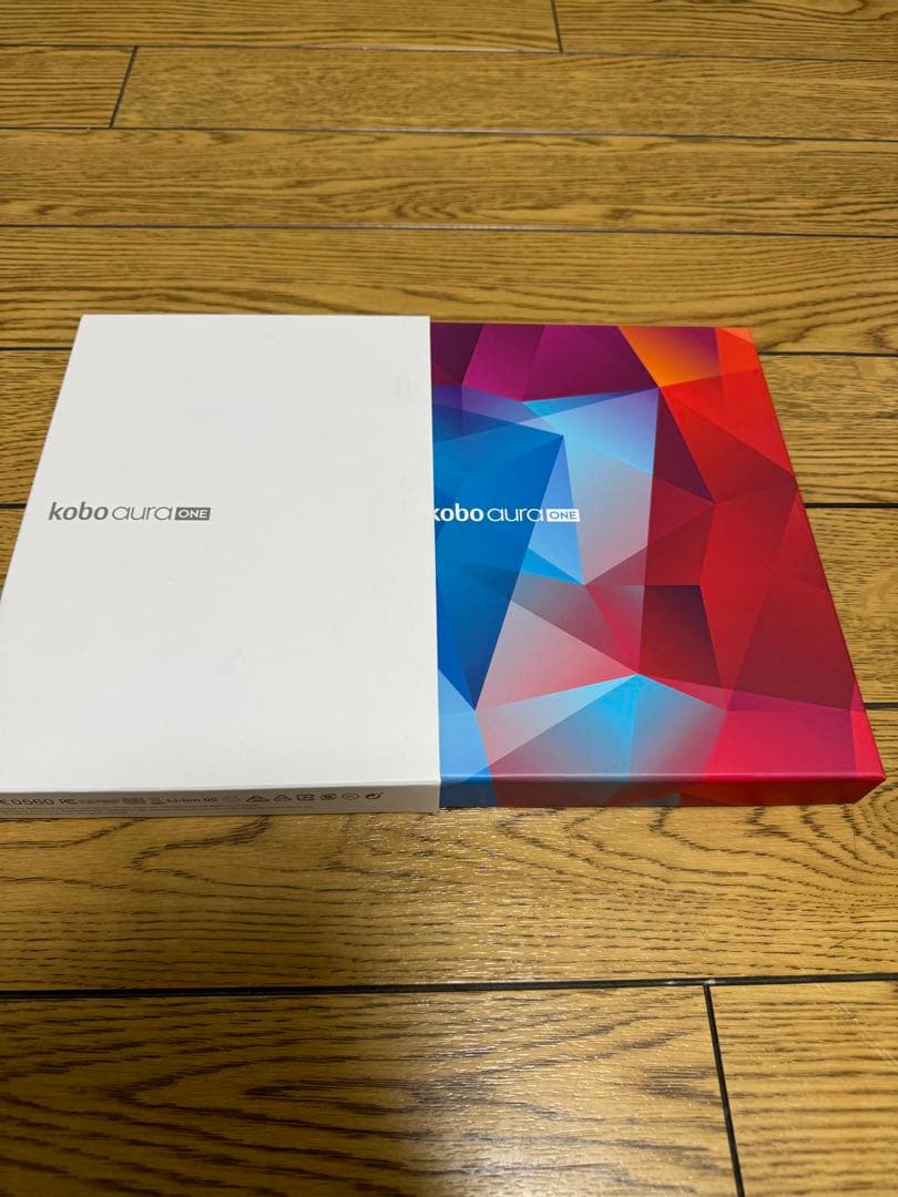 【未使用品】楽天kobo aura ONE 電子ブックリーダー