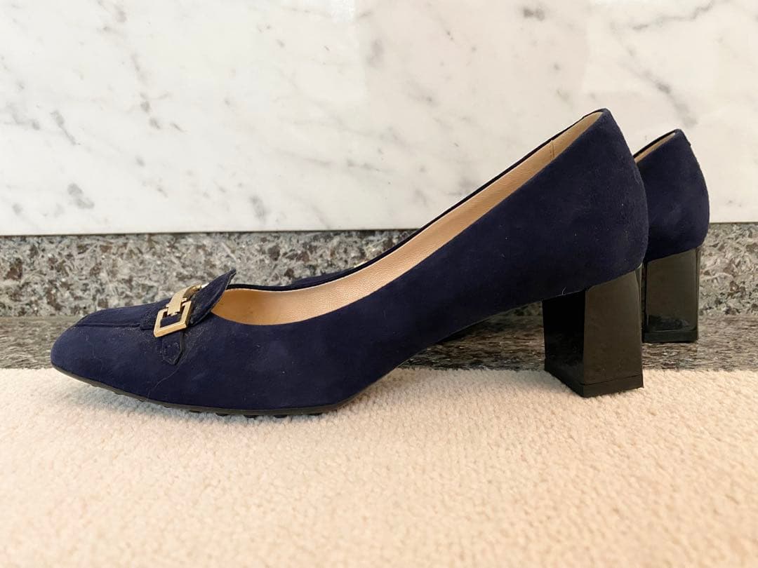 TOD'S ネイビースエード ローファー　36 金具つき