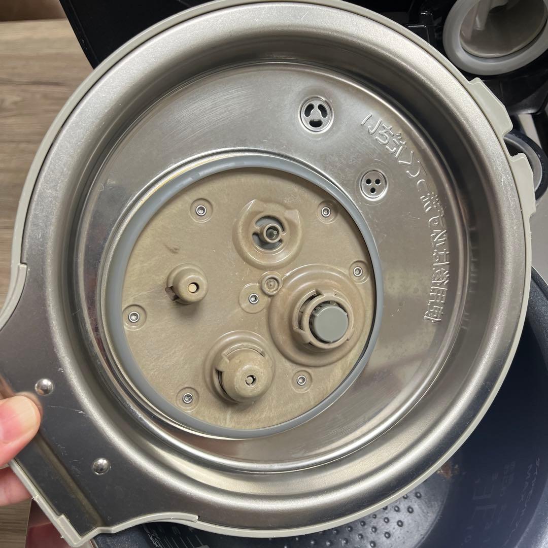 Panasonic スチーム&可変圧力ジャー炊飯器SR-VSX108