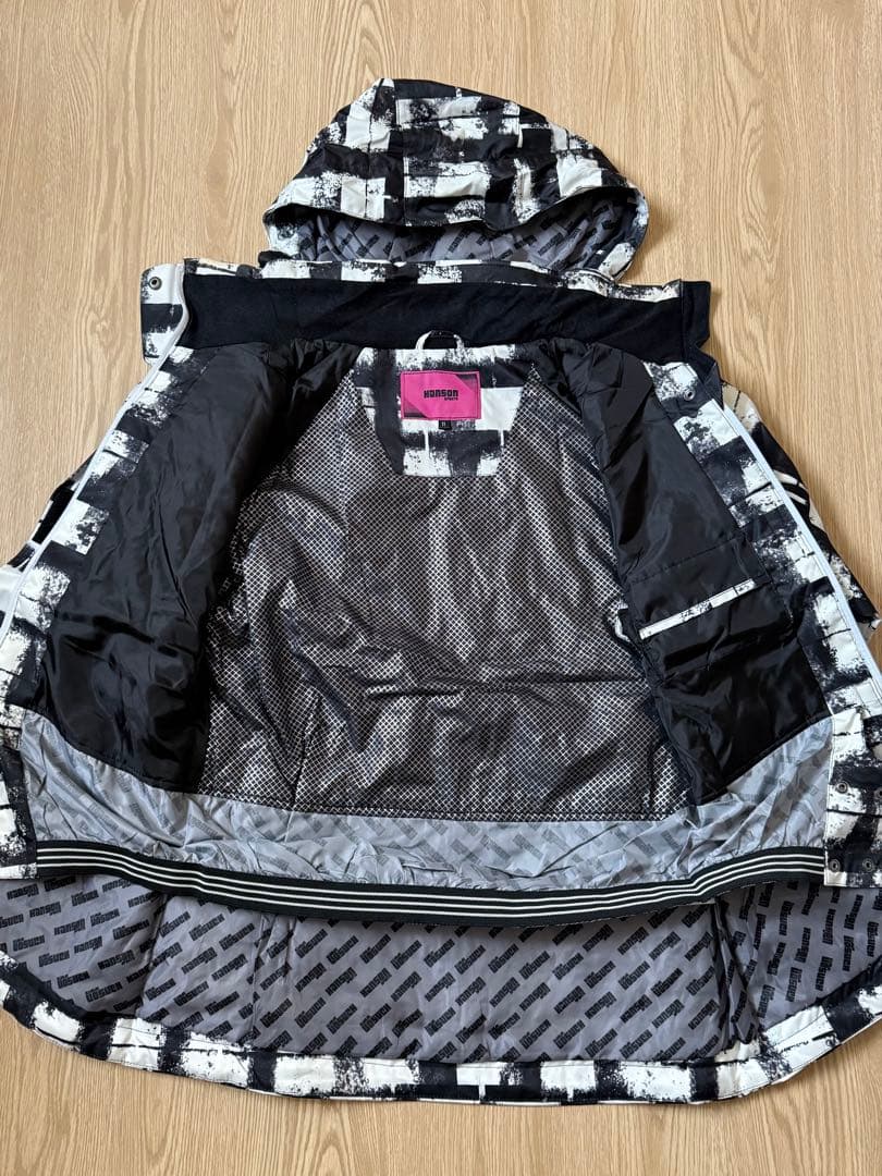 【美品】ハンソン スキー・スノーボード用ウェア上下セット グローブ付き