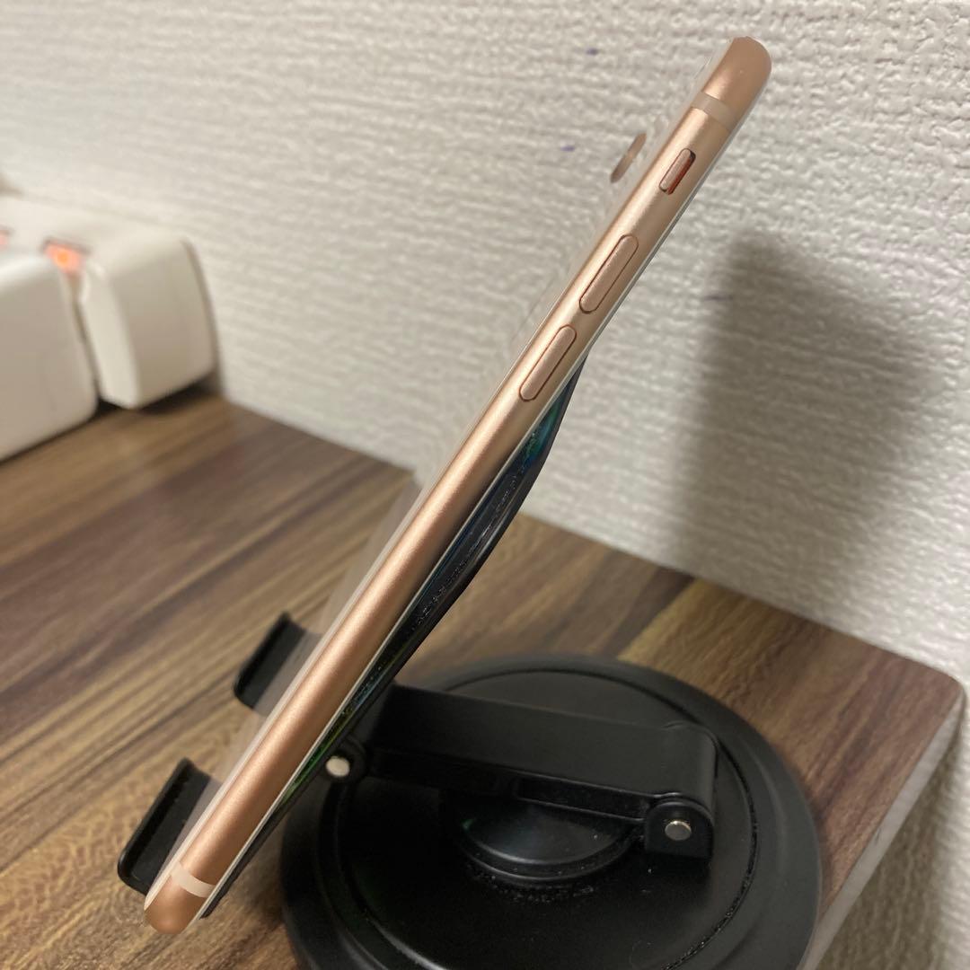 【即日発送！】 iPhone8 ゴールド 64GB