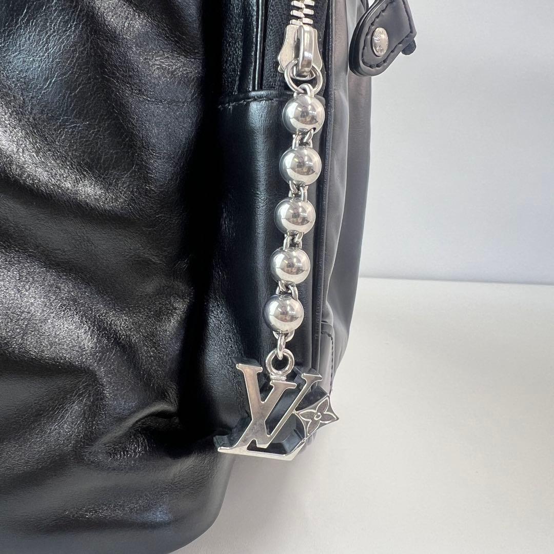 新品 現行品 M13983 ルイヴィトン モンスリ カーゴ バックパック 黒