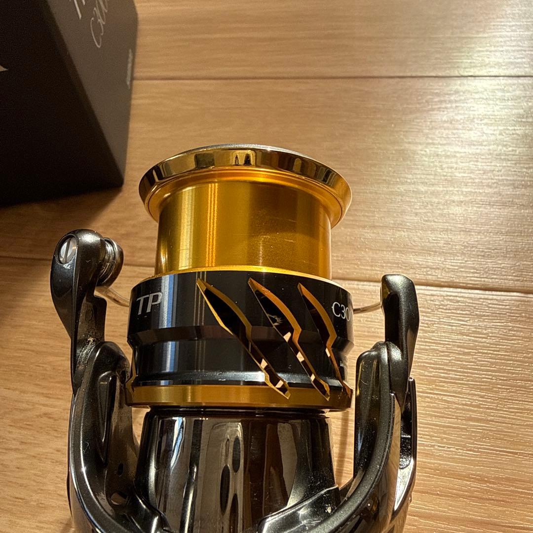 SHIMANO ツインパワー　C3000MHG スペアスプール付き