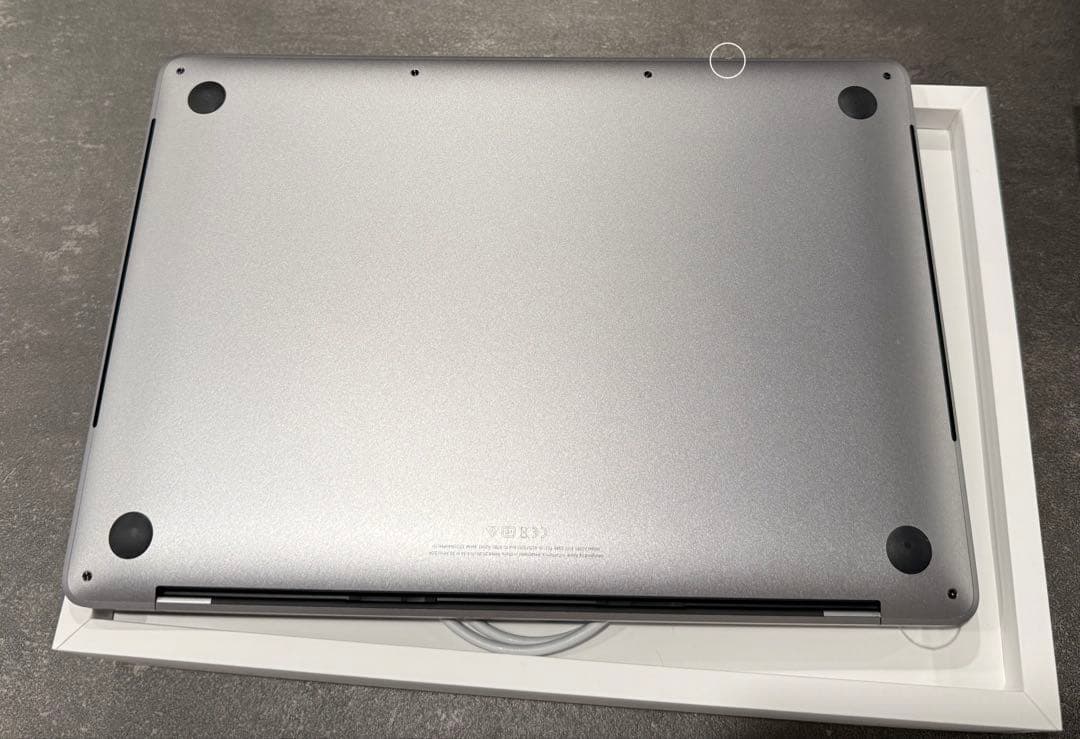 MacBook Pro 2020 13インチ16GB/512GB