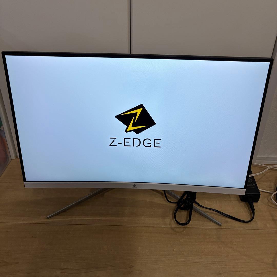 安い！Z-Edge湾曲ゲーミングモニター 24型 75Hz スピーカー　美品