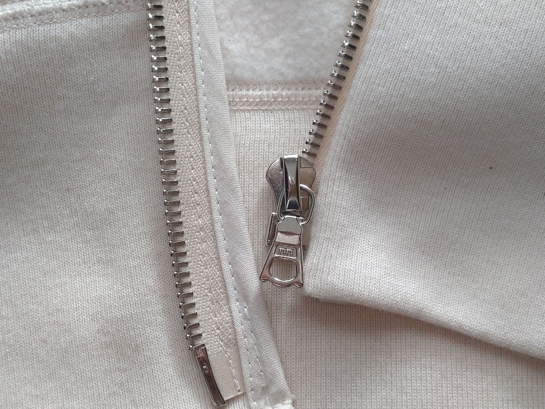 オールドマンズテーラーR＆D.M.Co- パーカー　スエット　サイズМ　美品