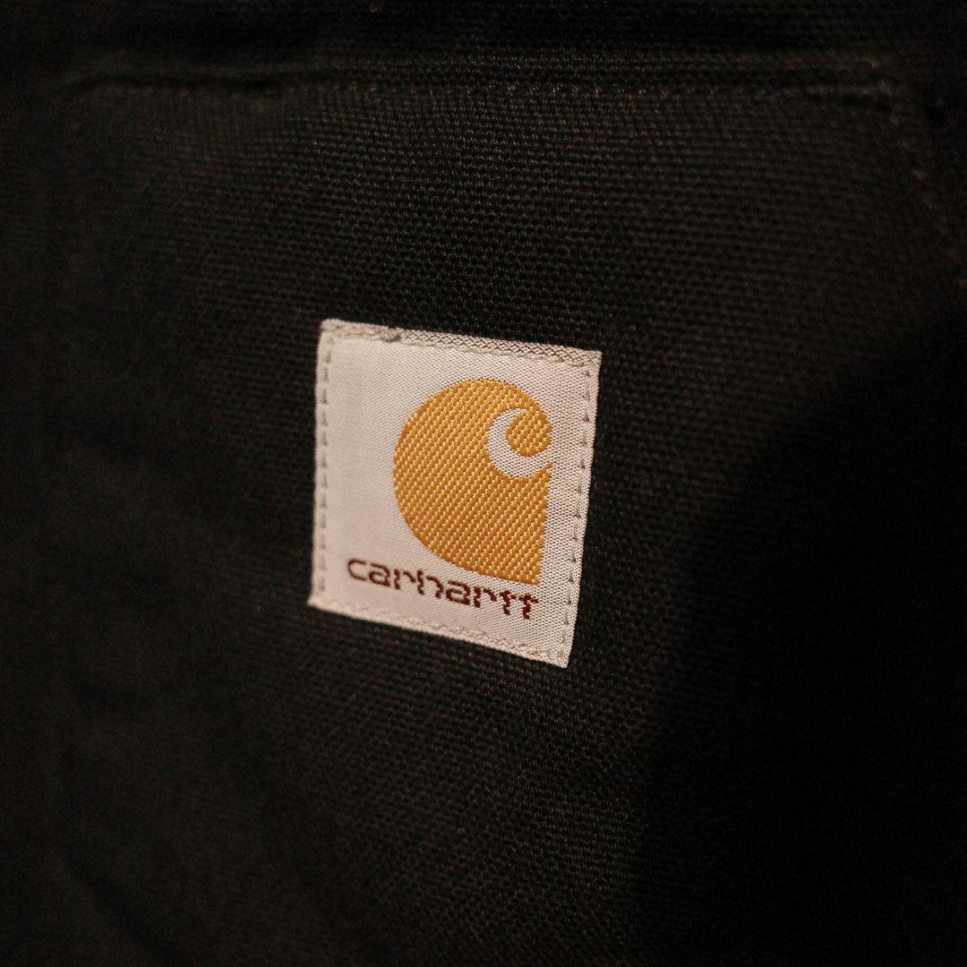 Carhartt ダックベスト 企業